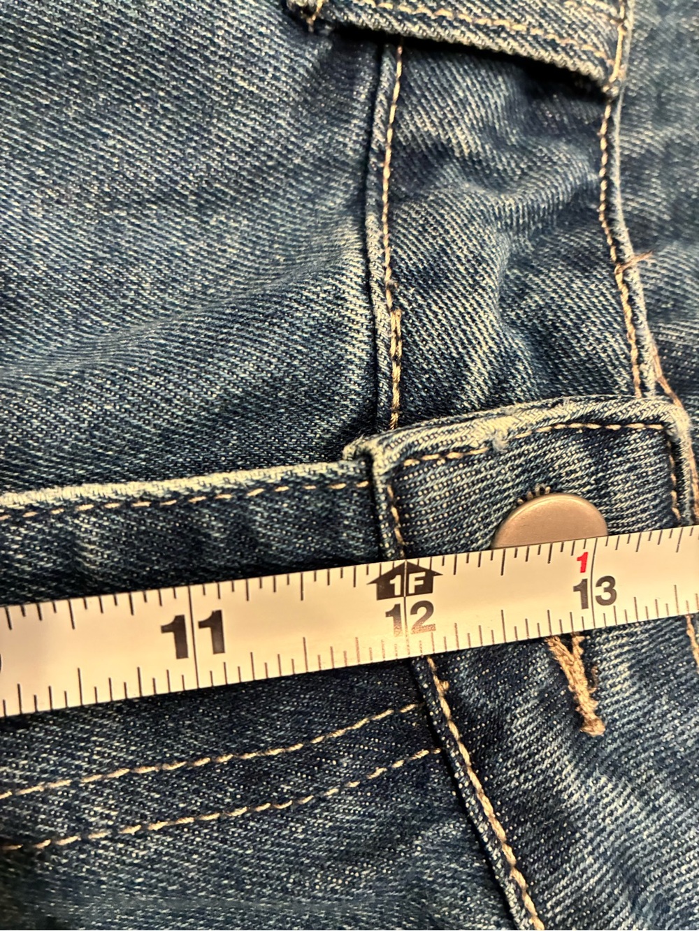 High-Rise Wide-Leg Flare Barrel Jeans in Medium Blue - Picture 5 of 6